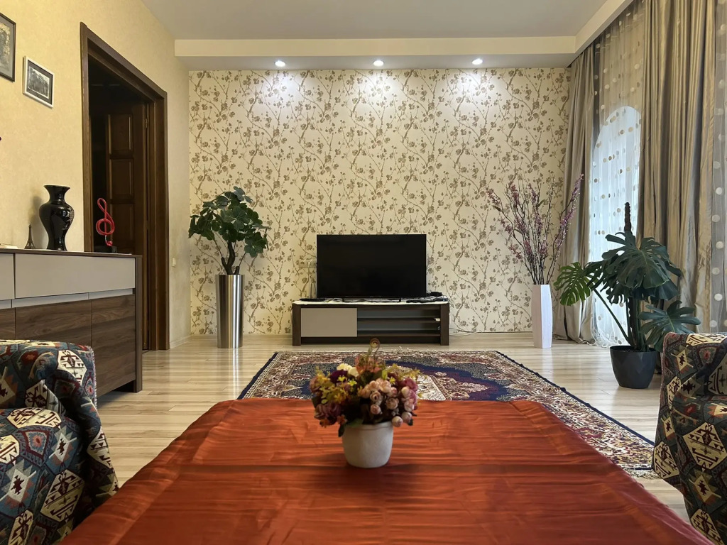Апартаменты Apartment with marvelous view abanotubani