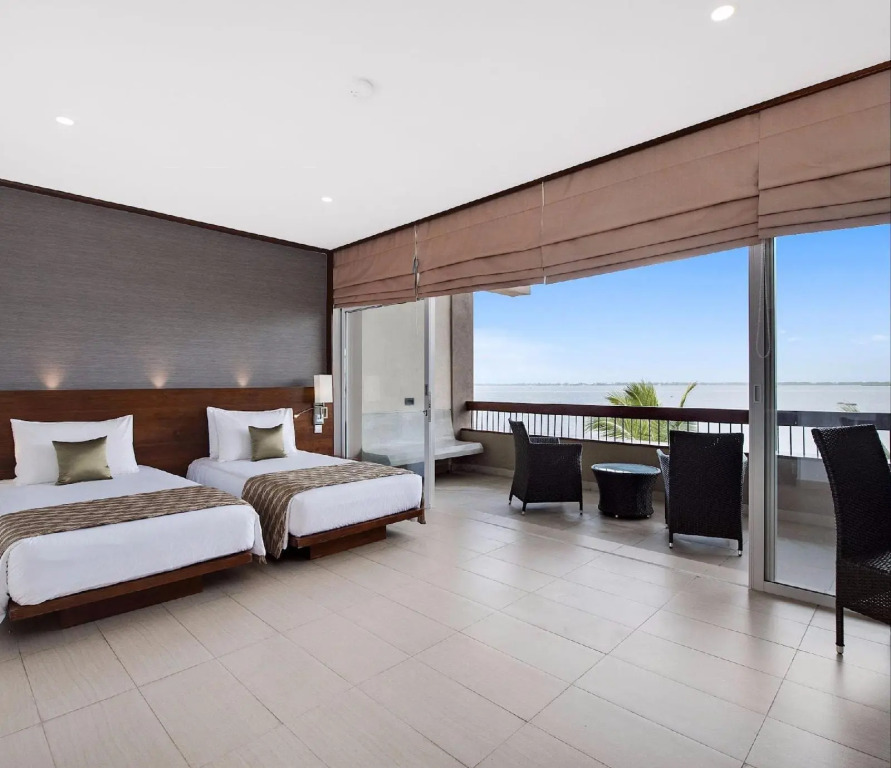 Amagi Aria Airport Transit Hotel