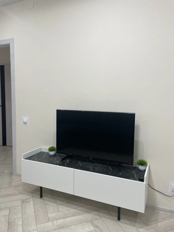 Квартира 2-комнатная квартира на улице Александра Курынова 4