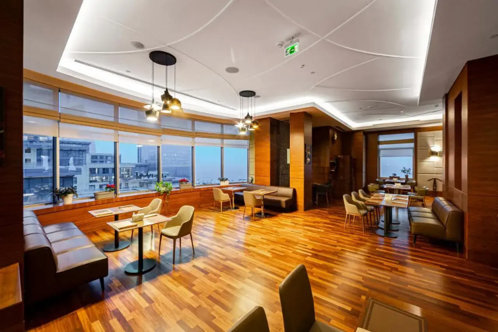 Отель Holiday Inn Baku