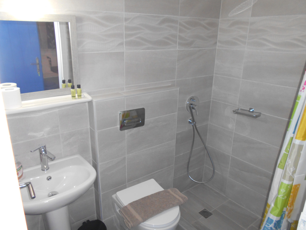 Отель The Three Anchors Rooms