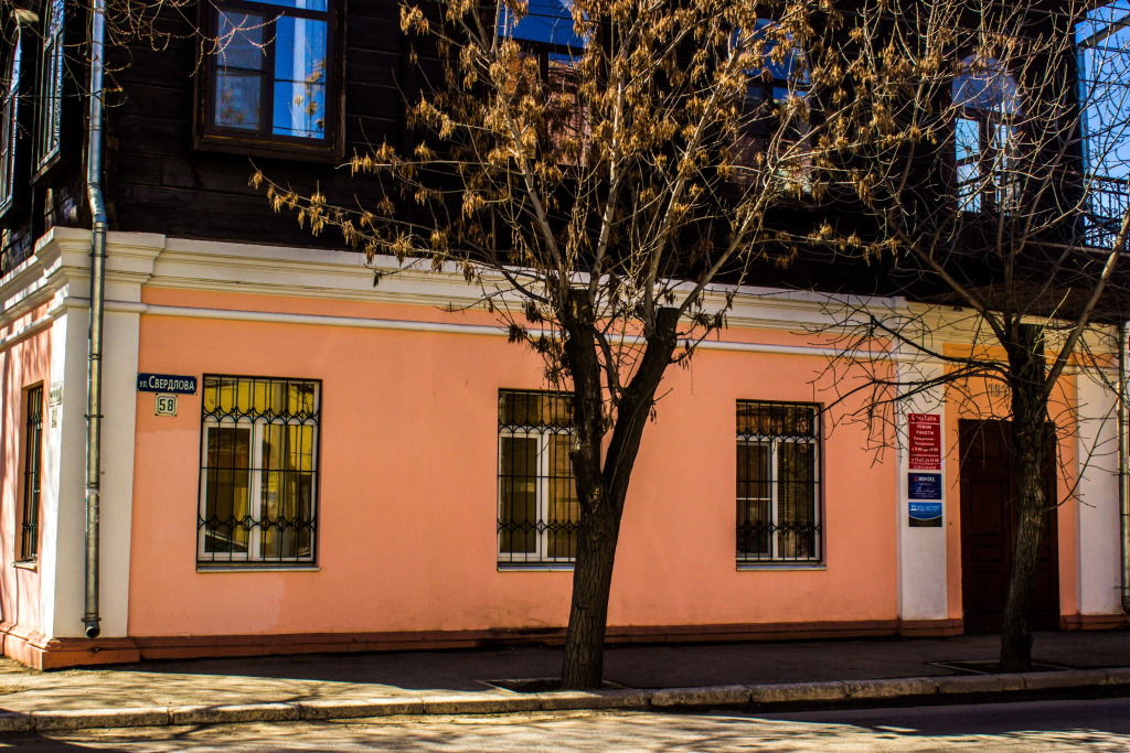 Меблированные комнаты U