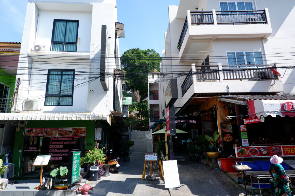 Kata Beachwalk Hotel and Bungalows