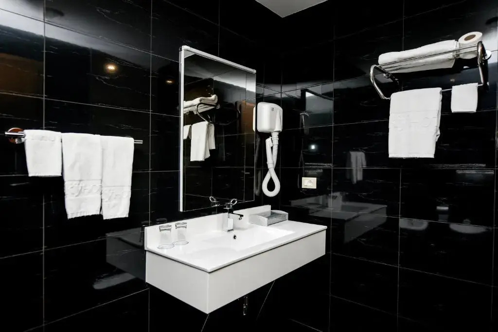 Sky Hotel