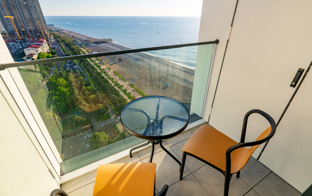 Апартаменты Wake Up to Sea Views 1 Bedroom in Alliance Privilege