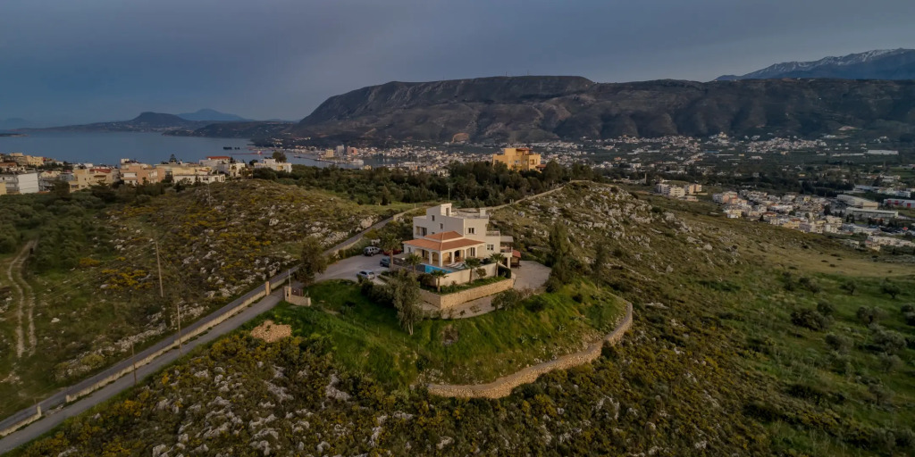 Karmilos Hill Villa