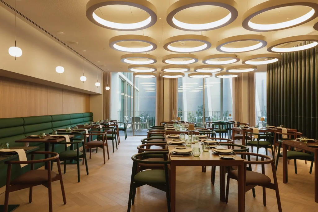 Lumen Hotel & The Lisbon Light Show