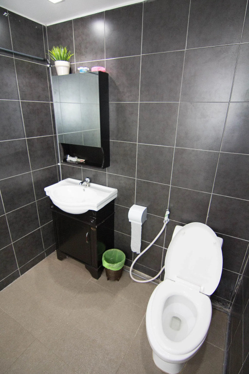 Отель ZEN Rooms Residency