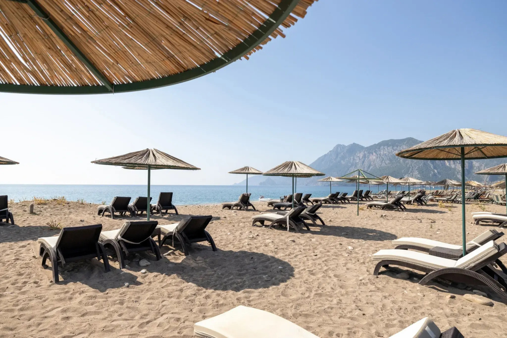Бунгало Etenna Beach Bungalows