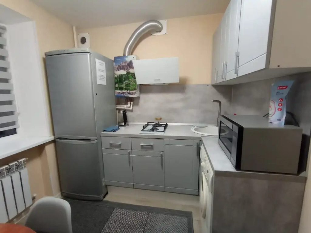 V Tikhom Meste Nedaleko Ot Vokzala Flat