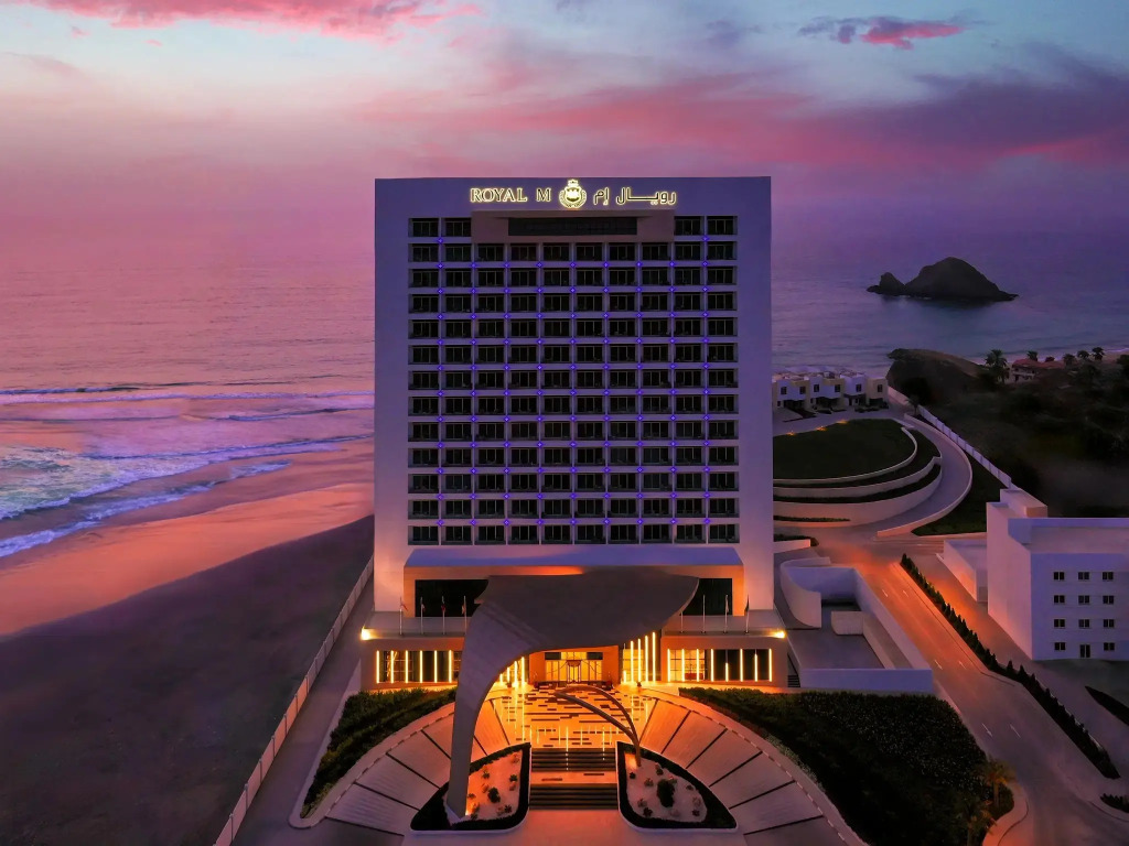 Курортный отель Royal M By Gewan Al Aqah Beach