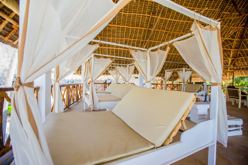 AHG Dreams Bay Beach Hotel