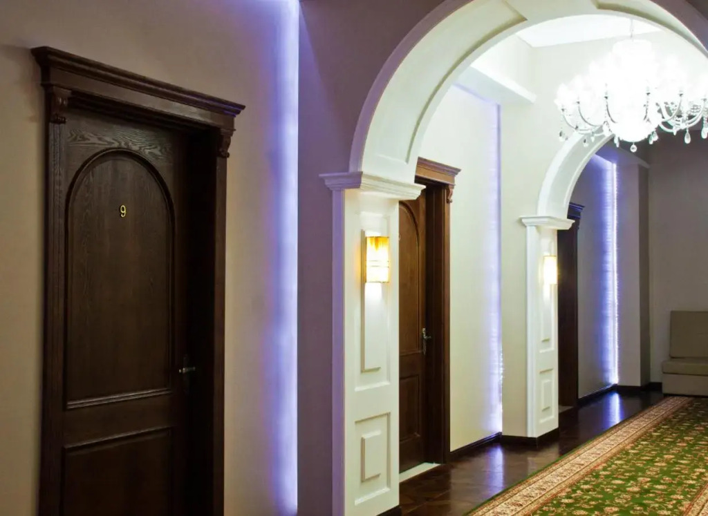 Sky Luxe Hotel