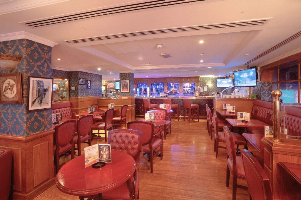 Arabian Courtyard Hotel & Spa
