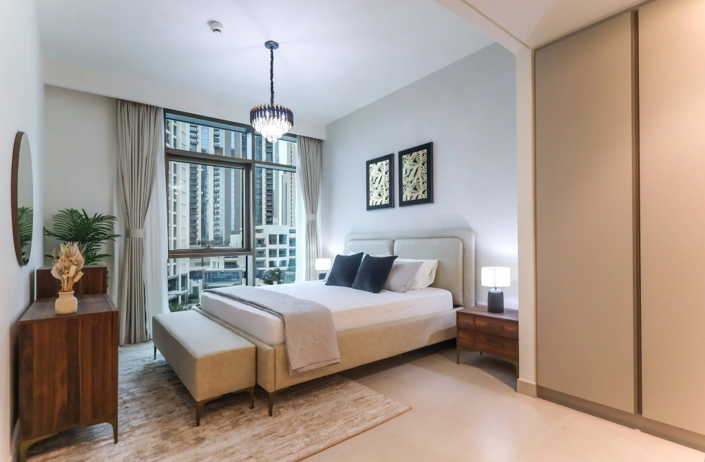 Апартаменты Elite LUX Holiday Homes - Dubai Creek Oasis: 2BR Luxe w/ Burj View