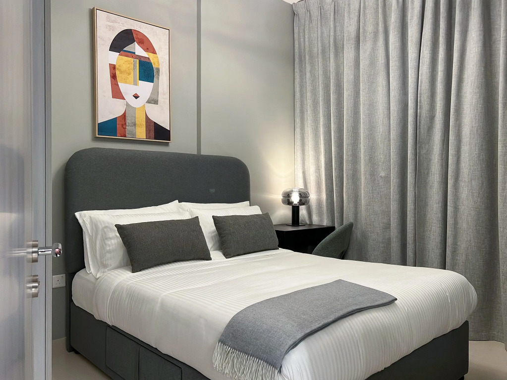 Апартаменты Keyrock Living 20th Floor Comfort at Zada