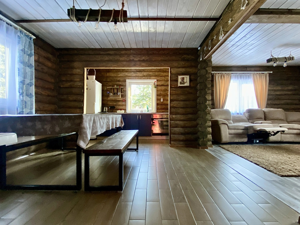 Гостевой дом Избушки guestHouse Большая