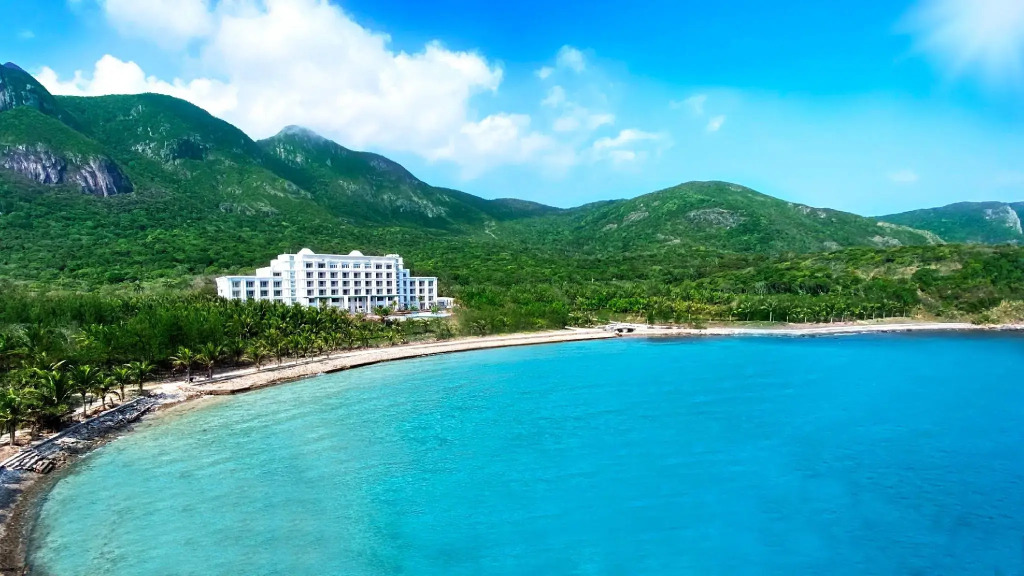 Отель Orson Hotel & Resort Con Dao