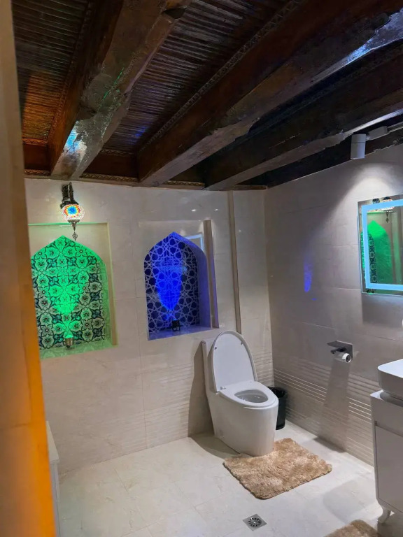 Mukhlisabegim Hotel