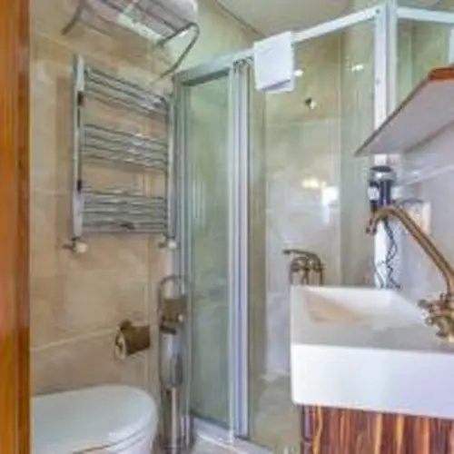 Seahouse Suites