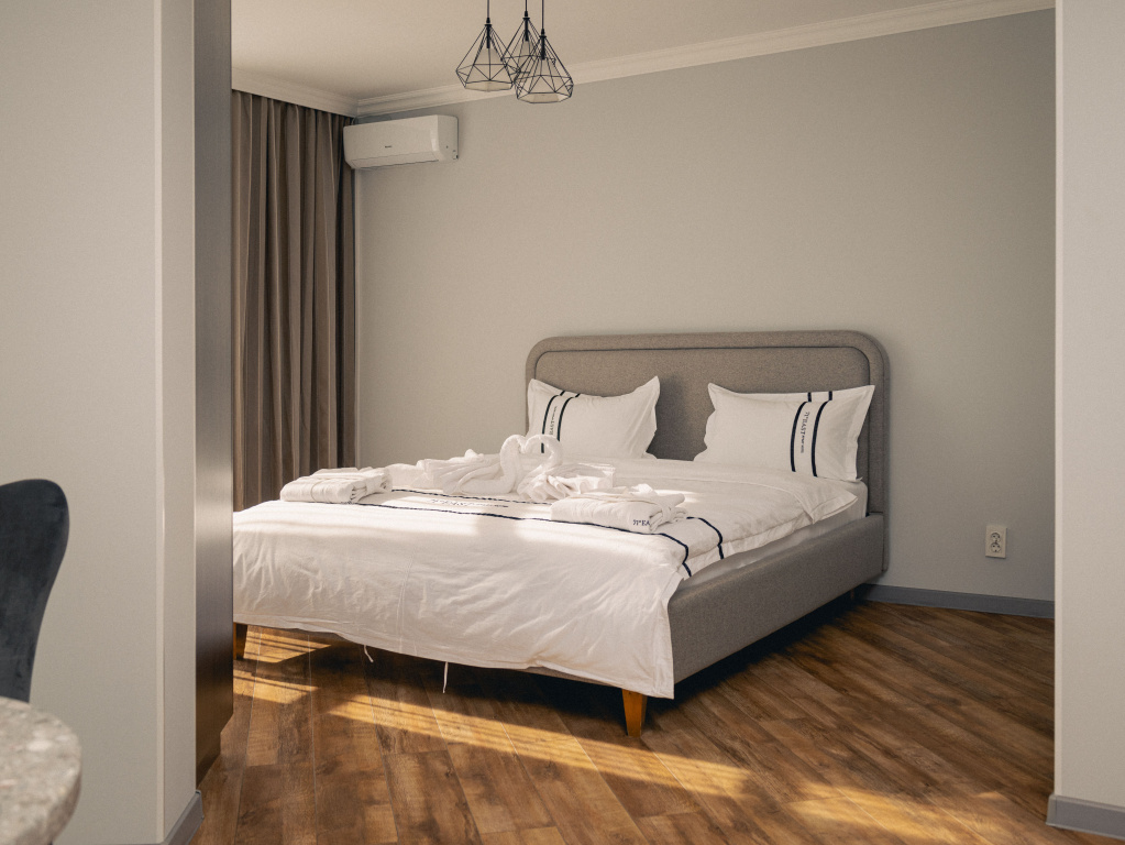 Отель 71 East