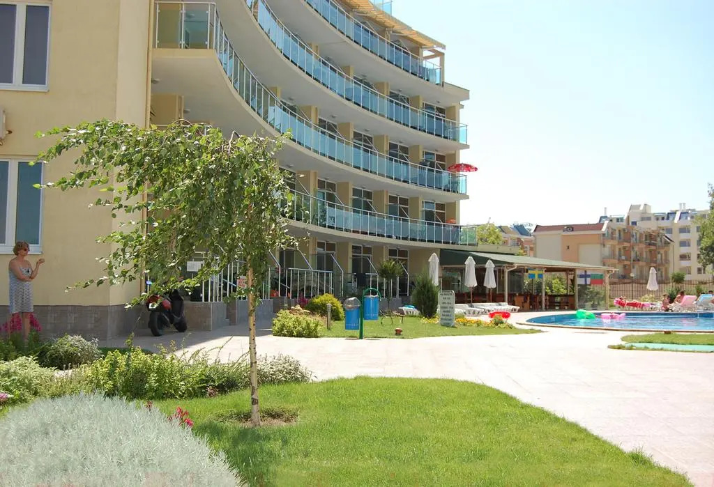 Julia Family Apartments