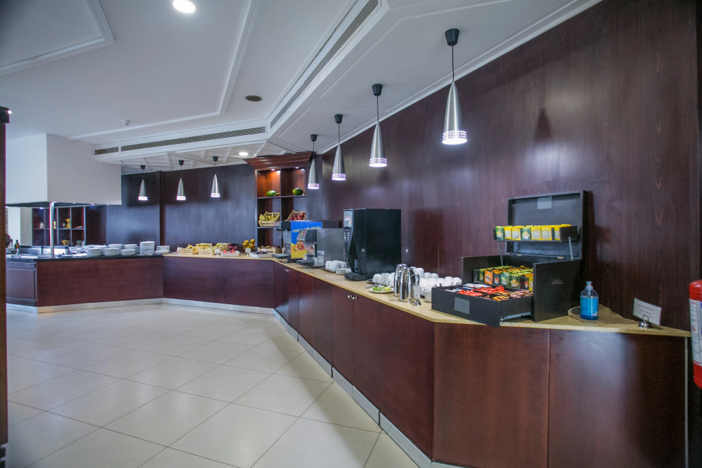 Almyra Resort