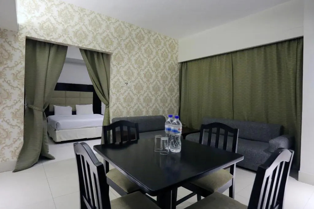 Orchid Business Hotel