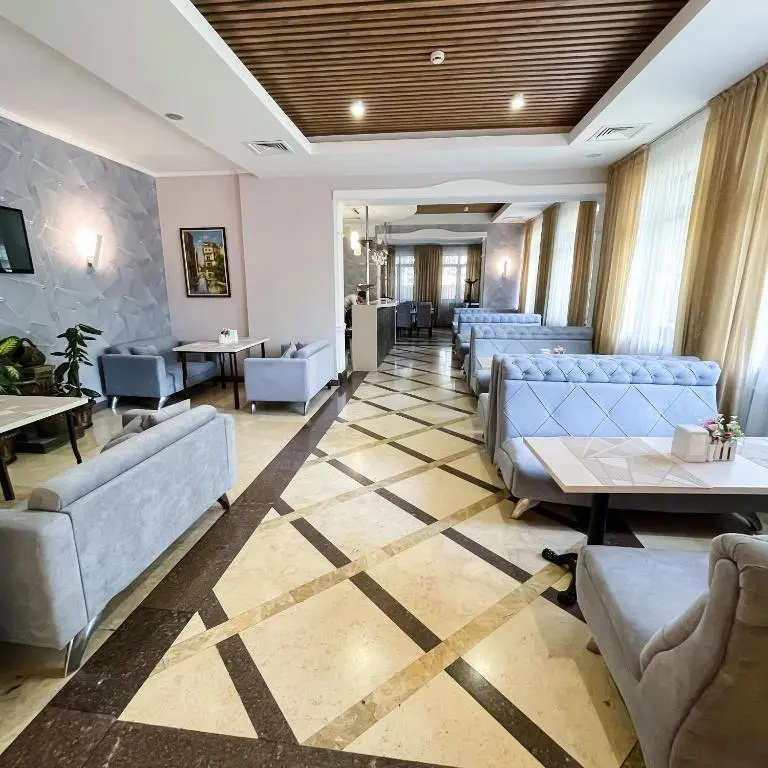 Golden Palace Hotel