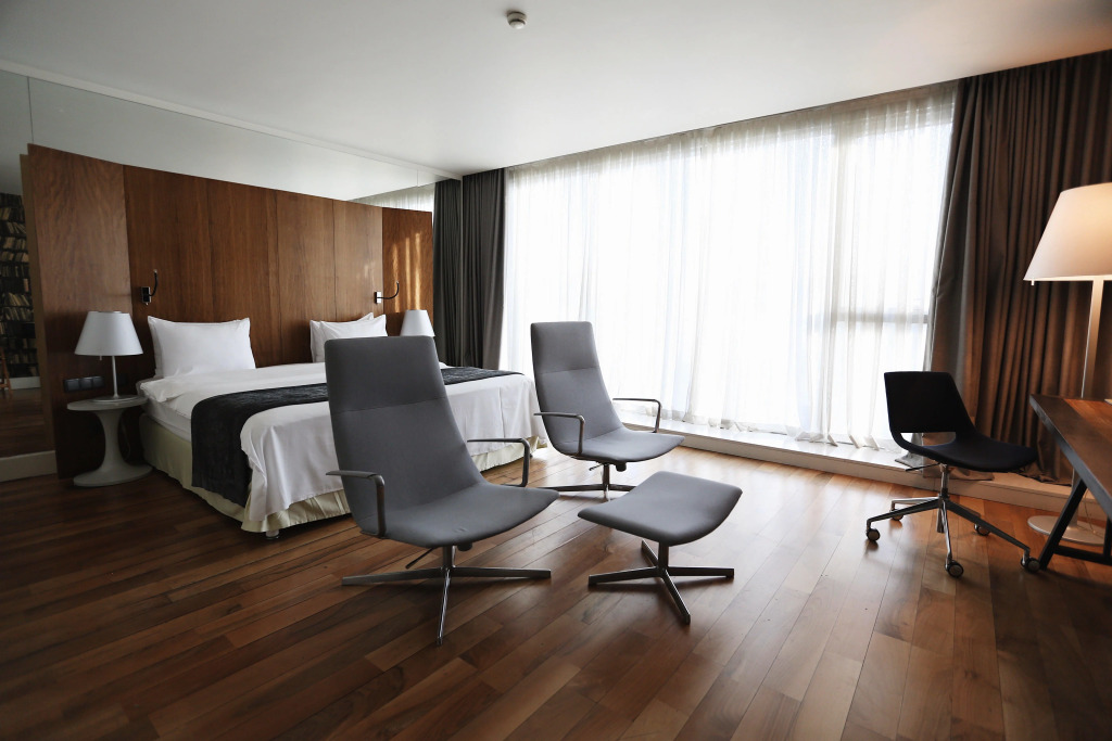 Holiday Inn Тбилиси