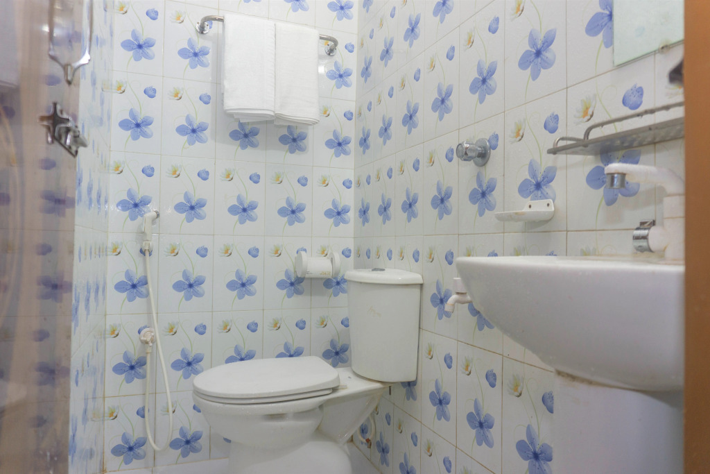 Отель White House International Residential