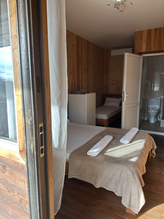 Четырёхместный номер Comfort с балконом