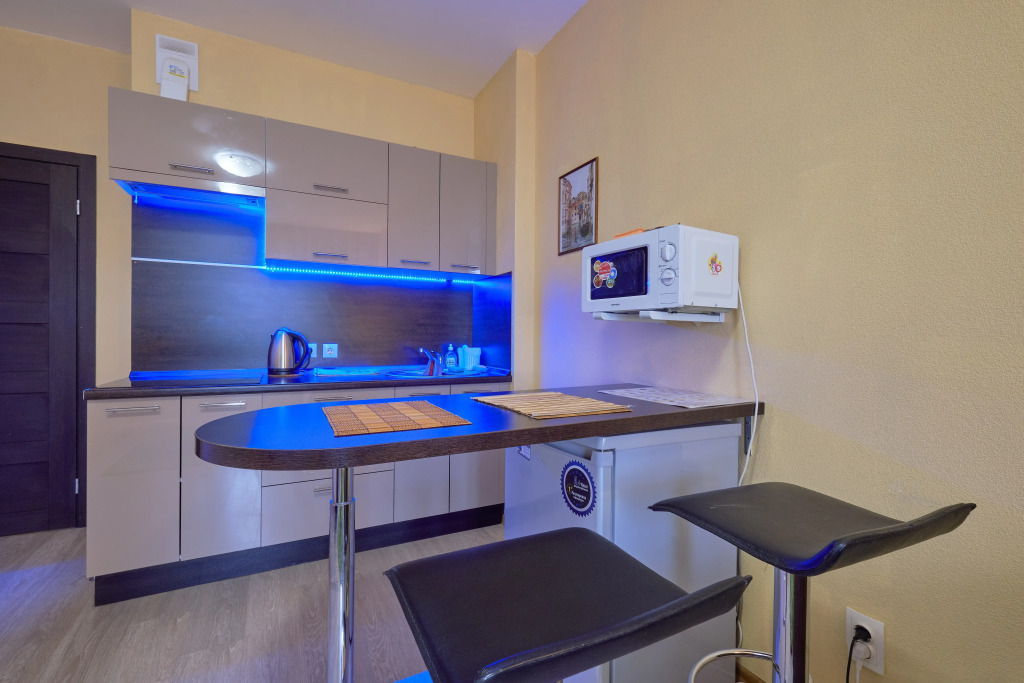 Апартаменты на Союзном пр 4 - Apartment on Soyuznyy prospekt 4