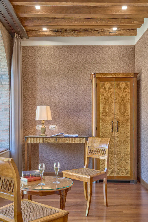Hotel Santa Chiara