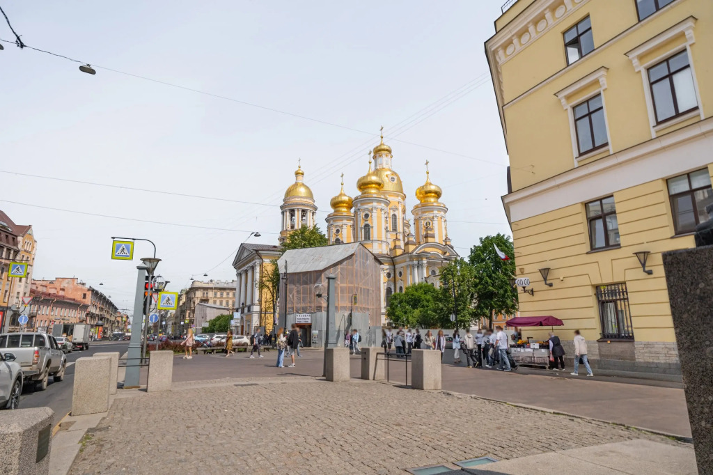 Квартира с новым современным ремонтом в самом центре Петербурга