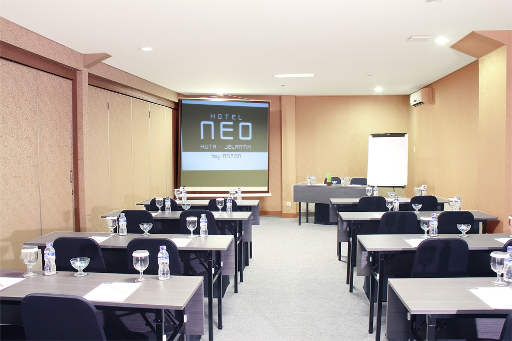 Отель Neo Kuta, Jelantik