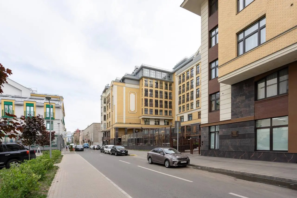 Апартаменты с балконом в центре Петроградской стороны.