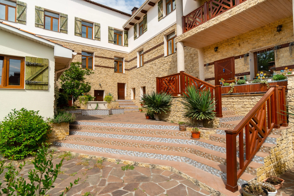 Rahil Hotel