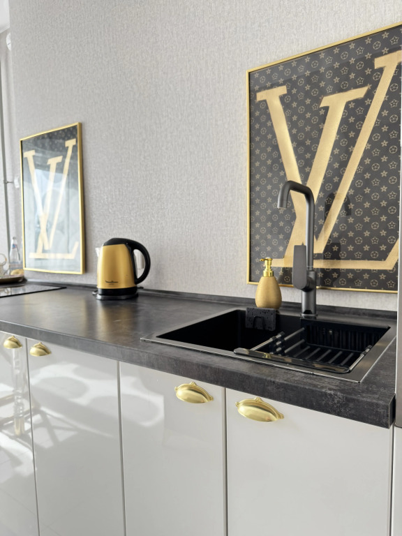 Квартира Lux Apartments