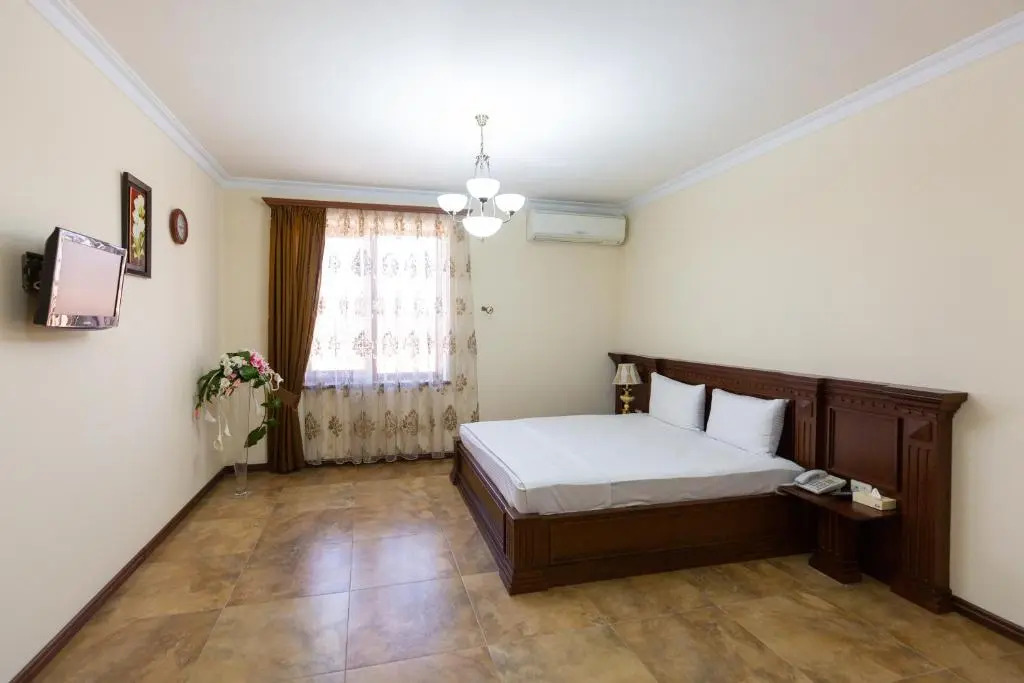 La Defense Hotel Yerevan