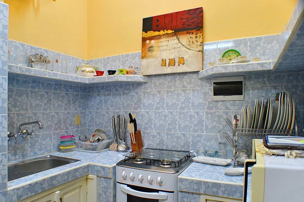 Мини-Отель Hostal Yakelyn