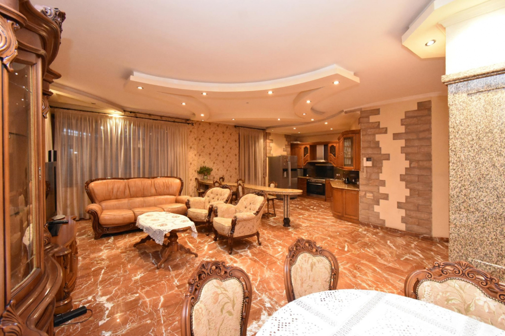 Апартаменты RentInnYerevan 1 Mher Mkrtchyan Street