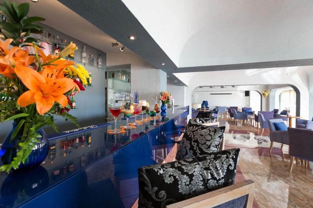 Grand Muthu Oura View Beach Club