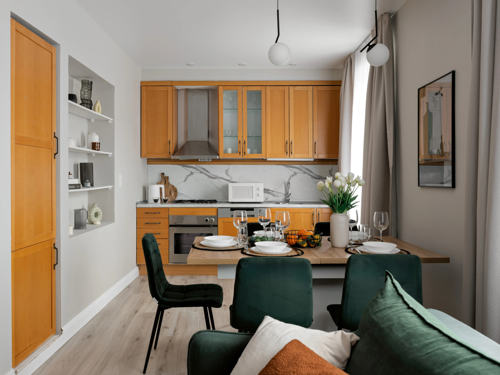 Квартира GM Apartments Стильная Трехкомнатная с балконом и видом на Патриаршие
