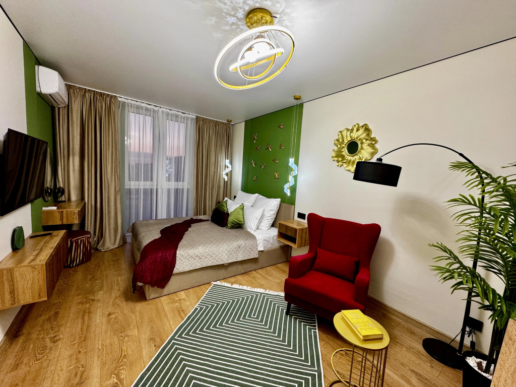 Квартира 1-к., 42 м² Изумрудная