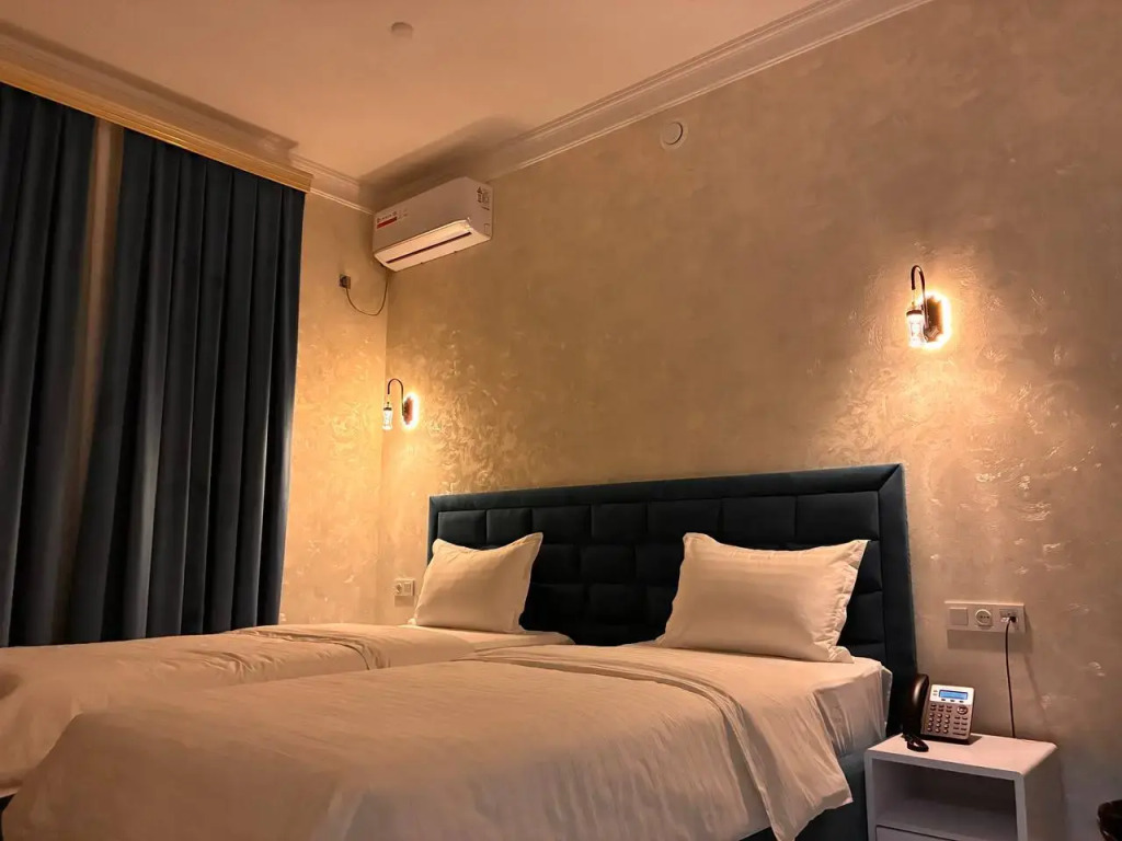 Donish Hotel