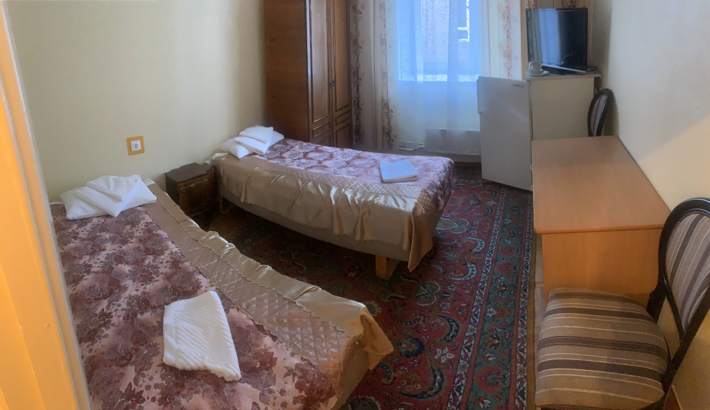 Отель Губернский