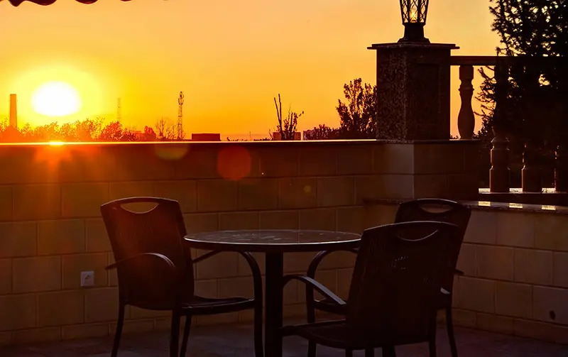 Discovery Hotel