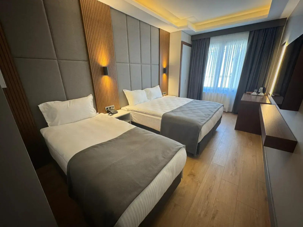Center Hill Hotel