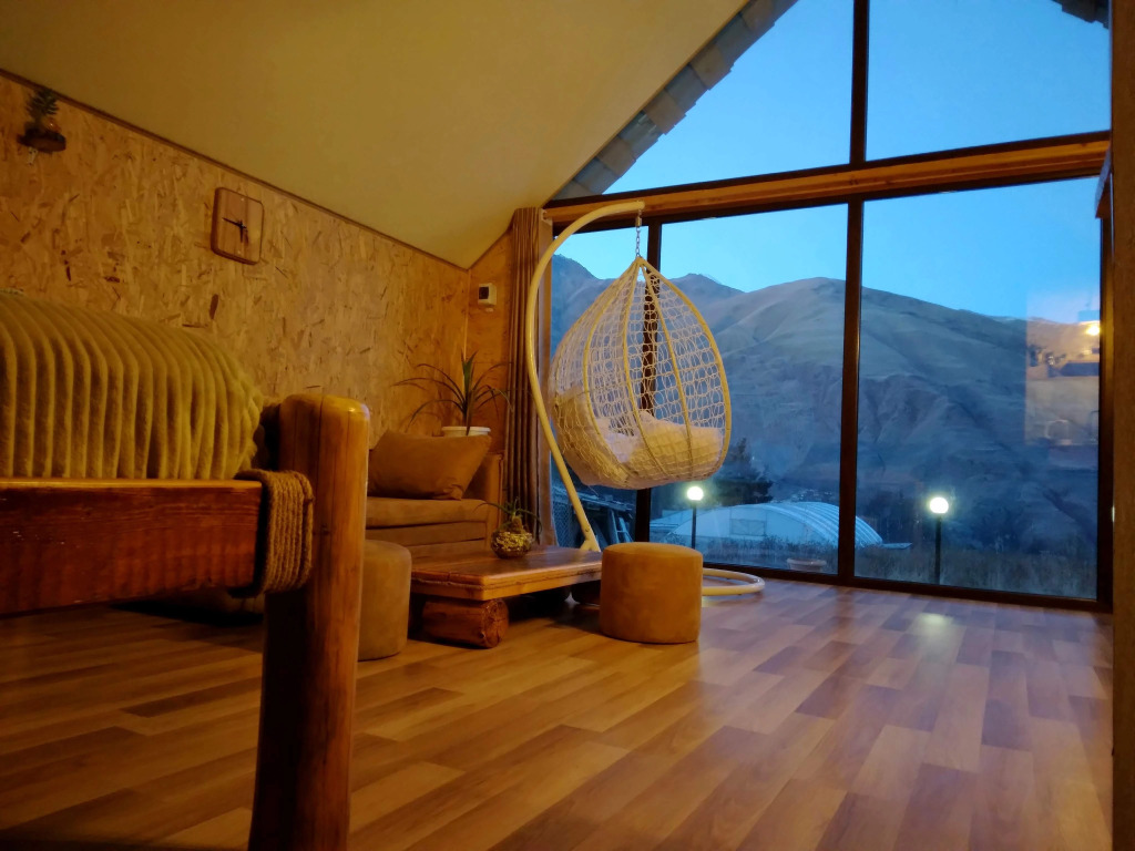 Kazbegi cottages qabarjina